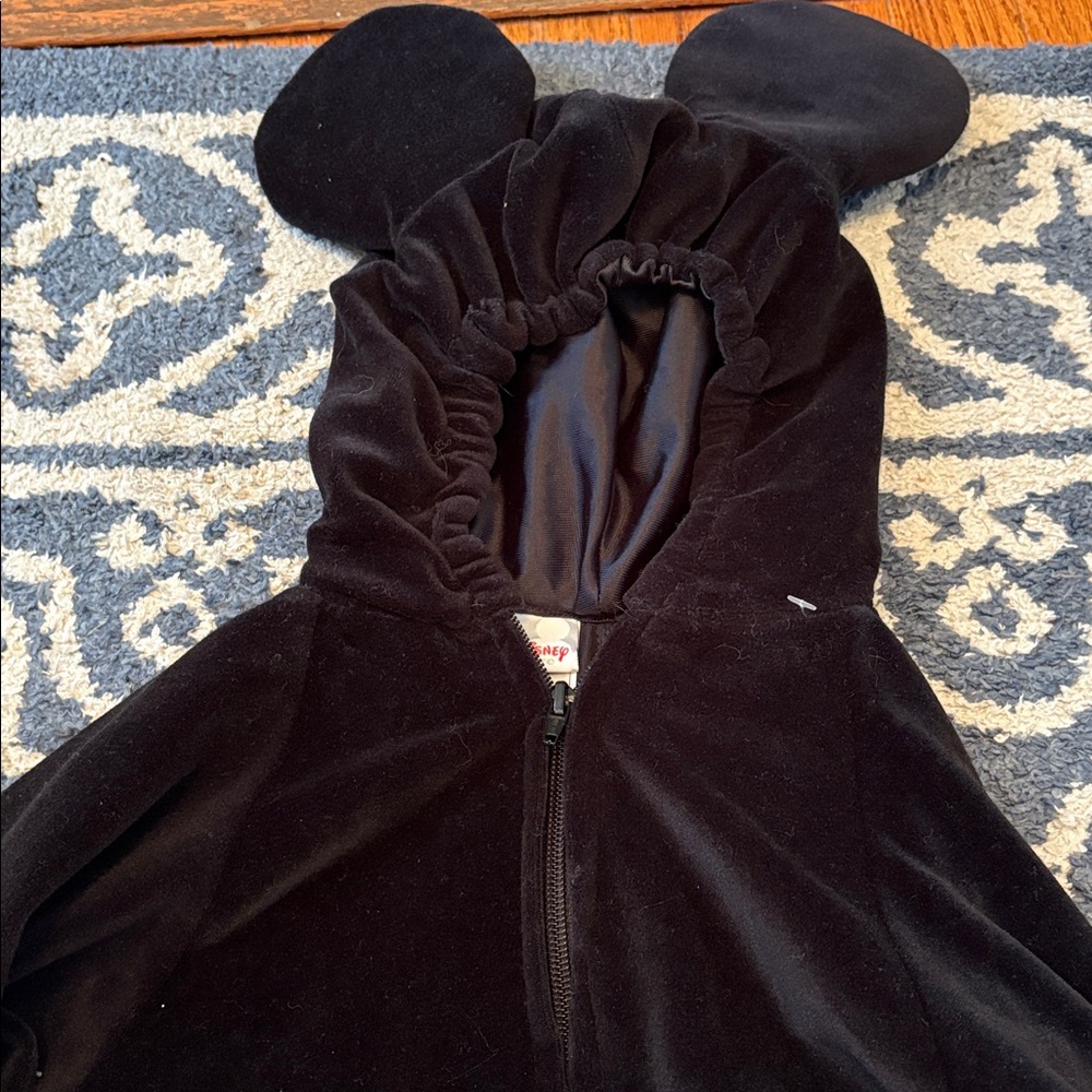 Disney Store Mickey Mouse Costume - Picture 6 of 9